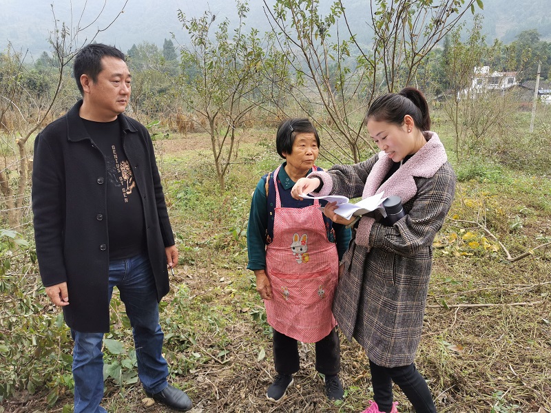 廖小燕巾帼花开别样红